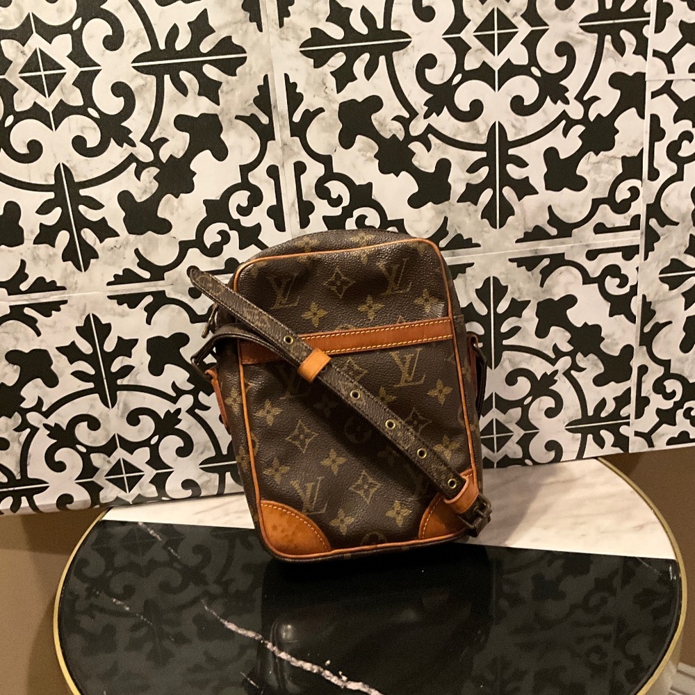 Louis Vuitton Danube As-Is GUC